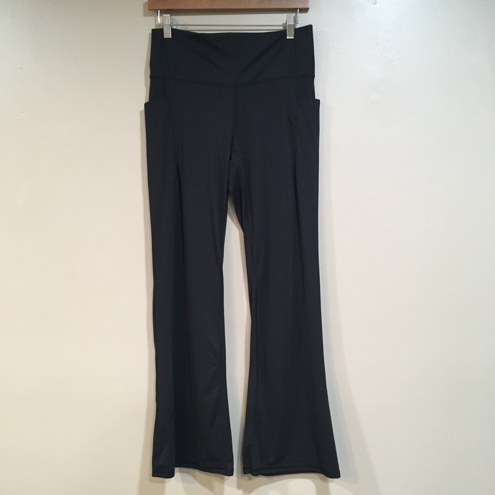 Avia High Rise Flare Leg Pocket Yoga Pants Womens L Black Athleisure Workout Gym